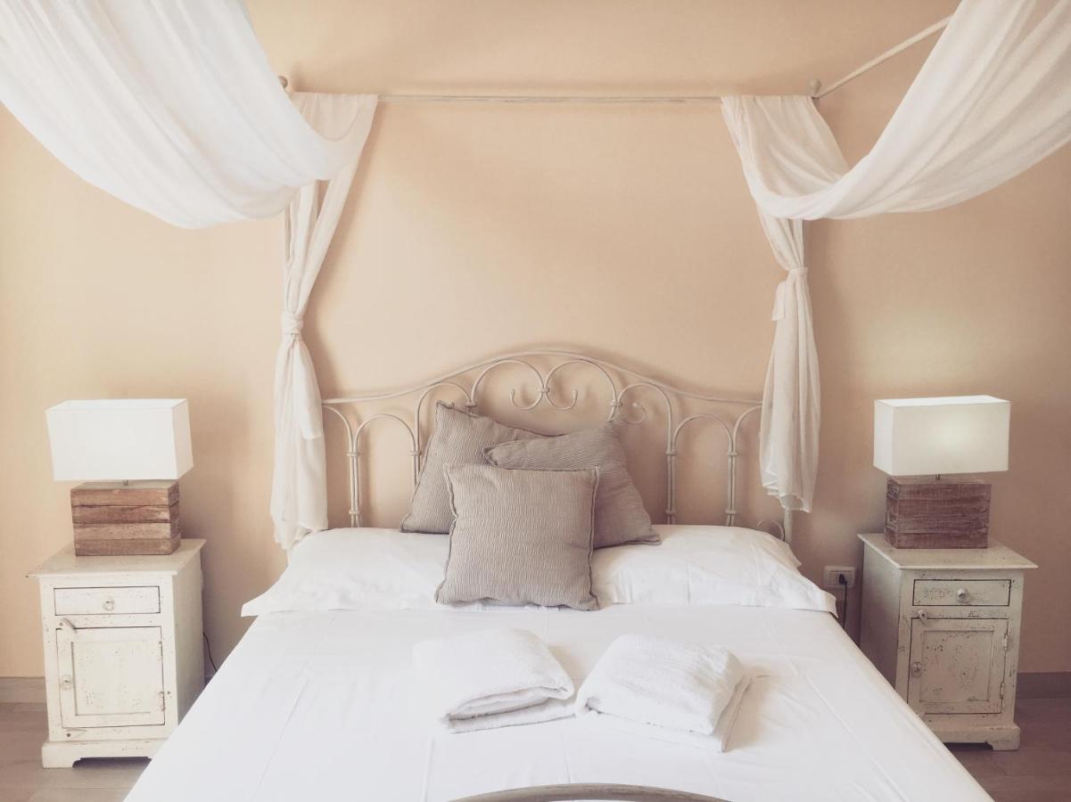 Ai Raggi Di Sole Bed and Breakfast Lecce Eksteriør billede